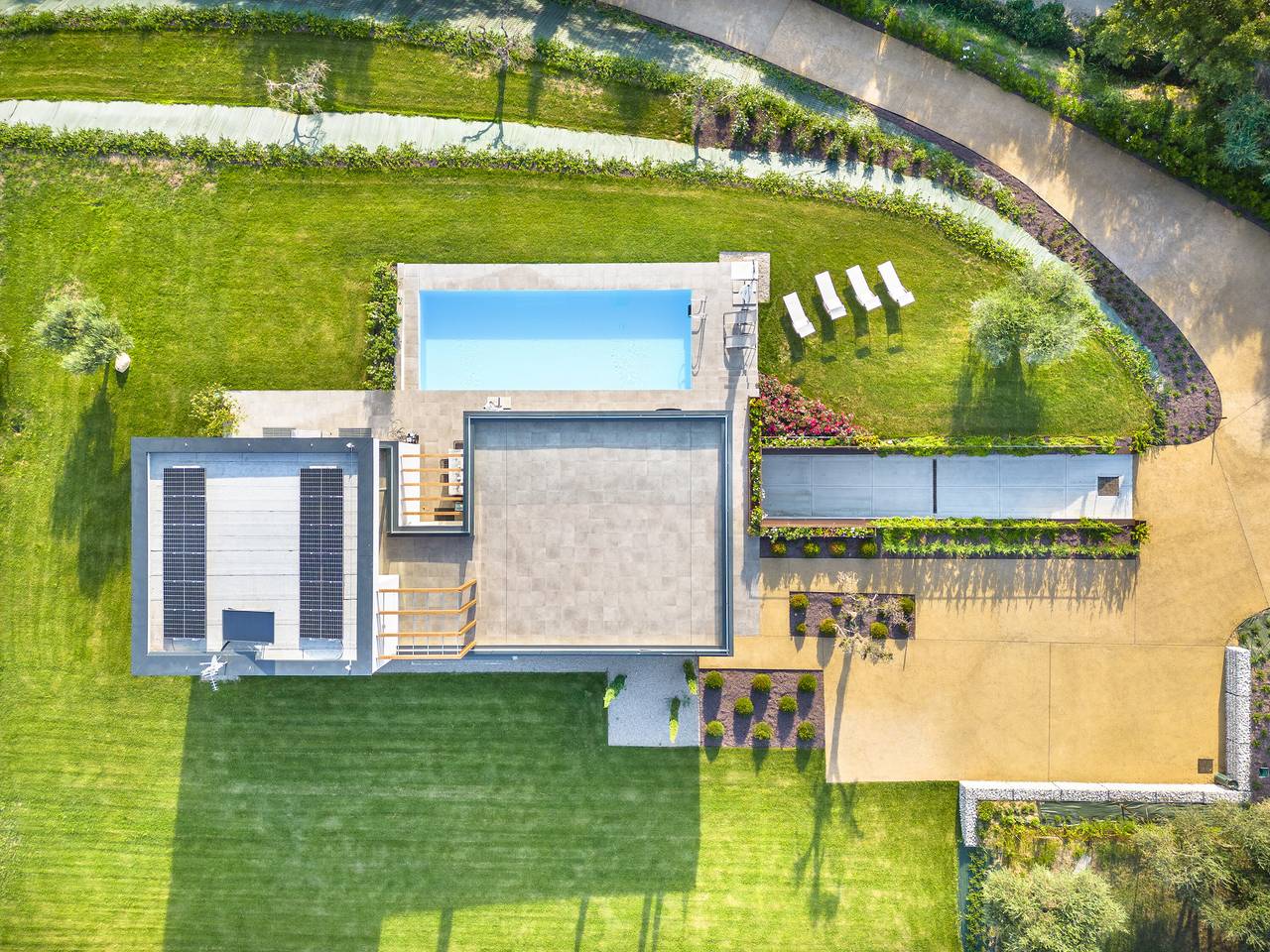 Villa 'Angelina' with Private Pool, Wi-Fi and Air Conditioning in Lazise, Gardabergen