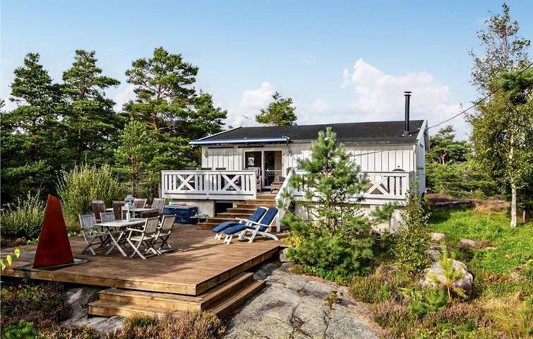 Ferienhaus für 9 Personen, mit Terrasse und Garten sowie Ausblick in Fredrikstad