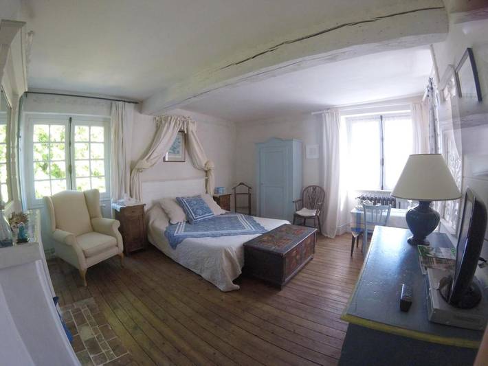 Chambre d’hôte pour 3 personnes, avec Terrasse et Jardin