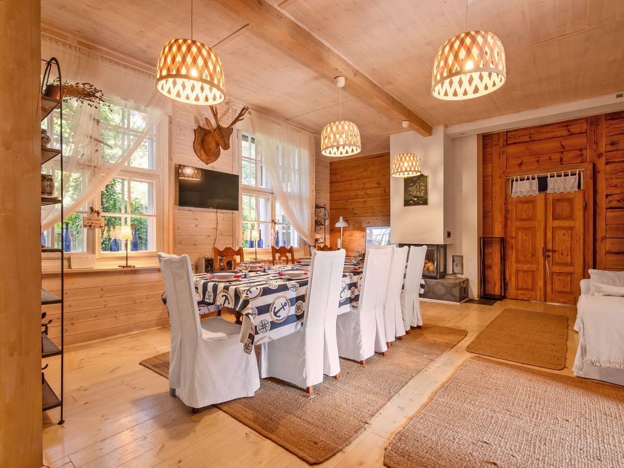 Bursztynowy Dwór in Sztutowo, powiat nowodworski