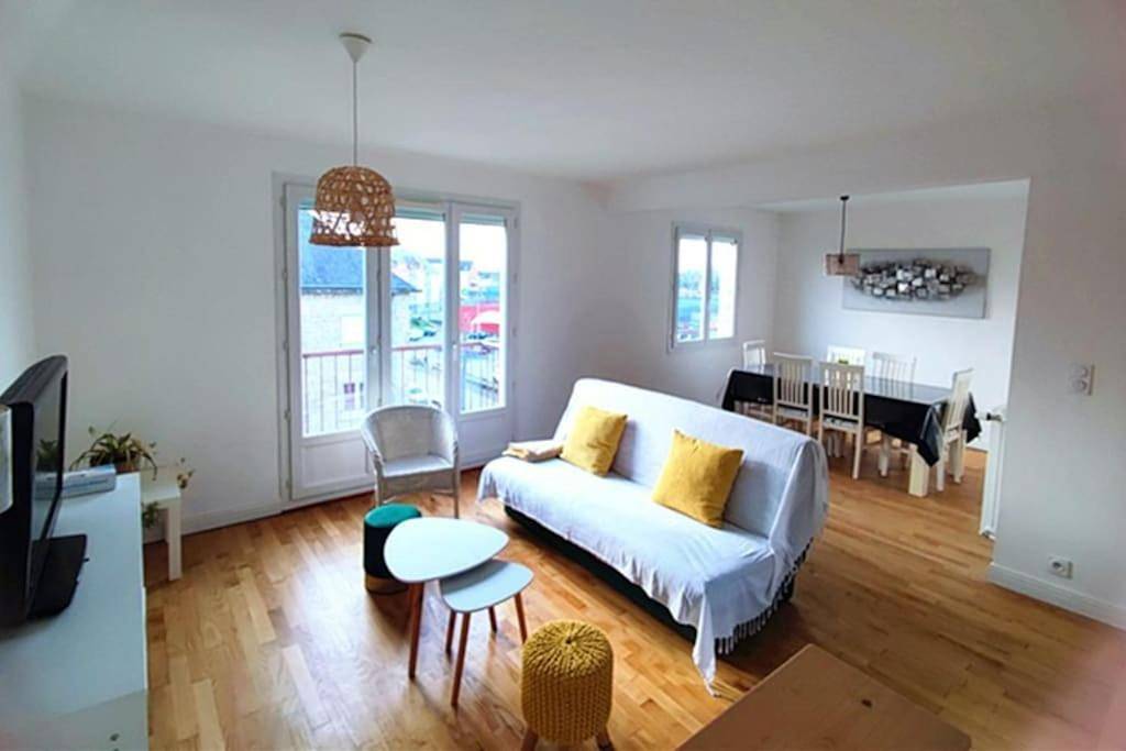 Appartement entier, Two-Bedroom Apartment in Fougères, Fougères-Vitré