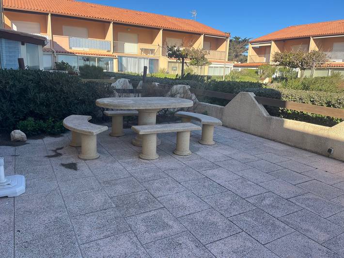 Gîte pour 5 personnes, avec piscine et terrasse dans Plage Mateille - 3