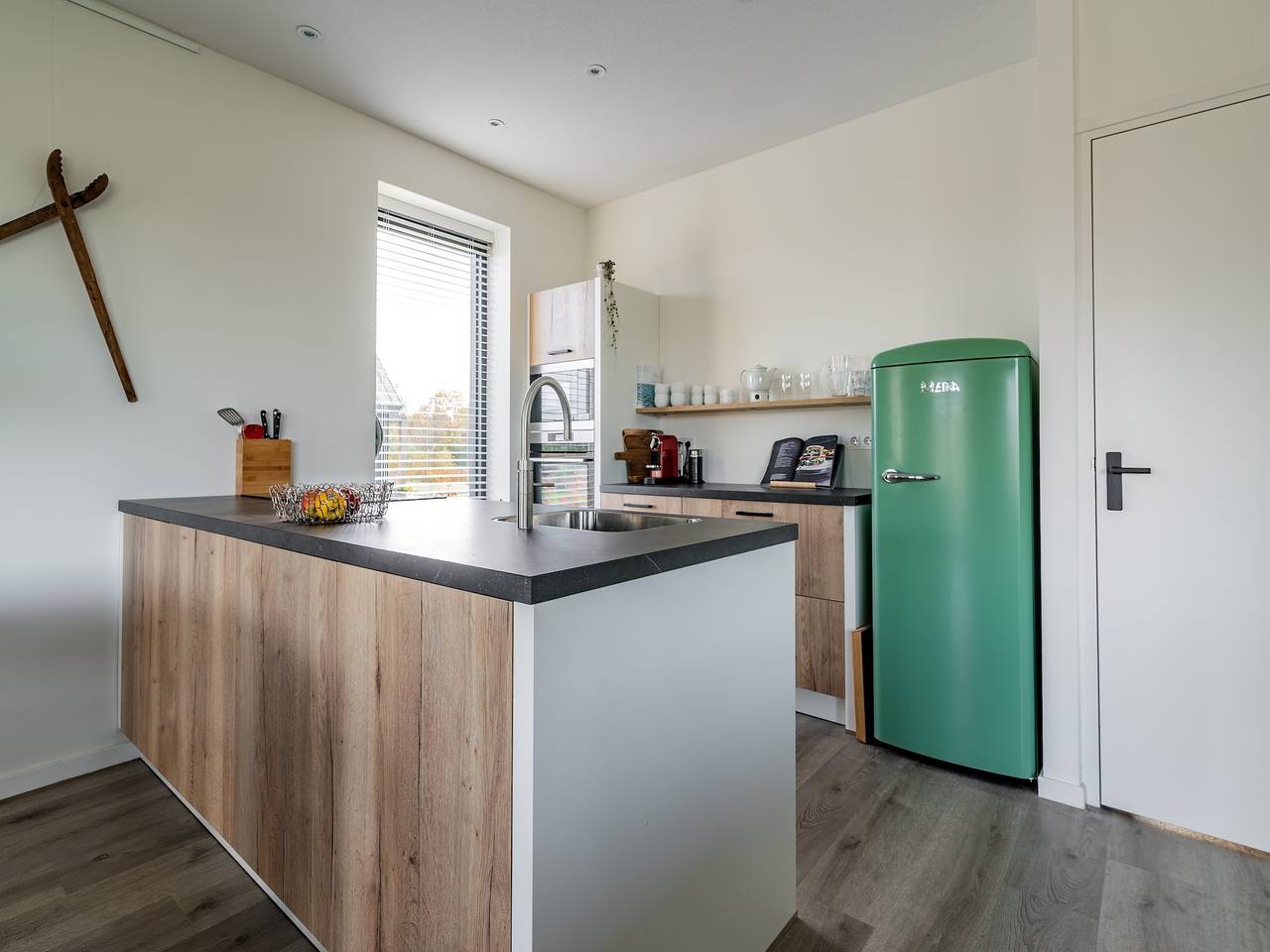 Fantastische Villa am See in Sint Nicolaasga, Ijsselmeer