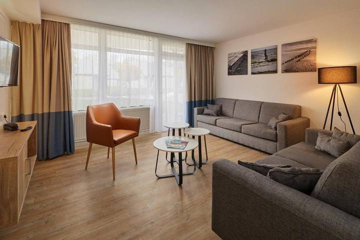 Ferienhaus für 2 Personen, mit Balkon und Whirlpool sowie Kinderpool und Sauna in Wangels - 3