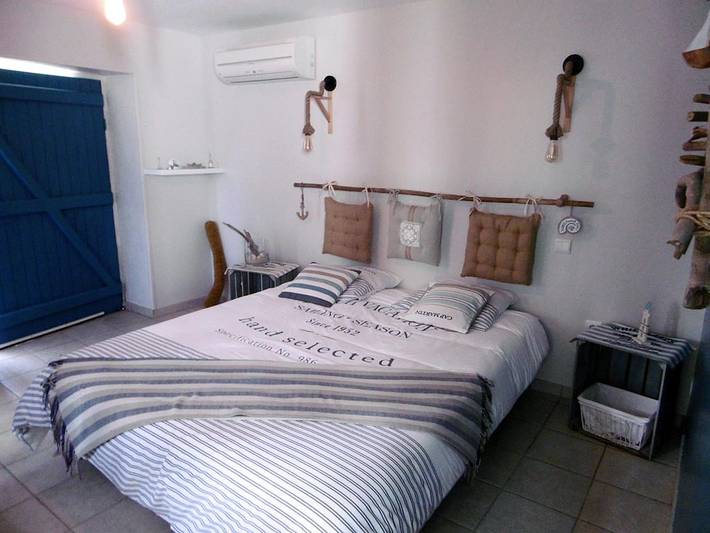 Chambre d’hôte pour 2 personnes, avec piscine et jardin, animaux acceptés en Charente-Maritime