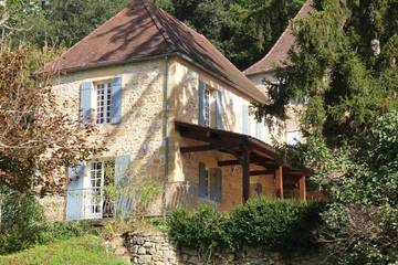 Gîte pour 8 personnes, avec jardin et balcon dans Château de Montfort