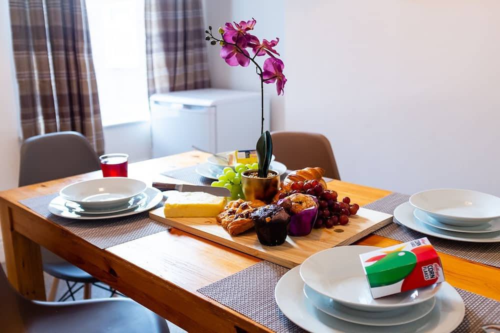 Ohemaa Retreat By Jesouth in Kingston-upon-Hull, Yorkshire and the Humber