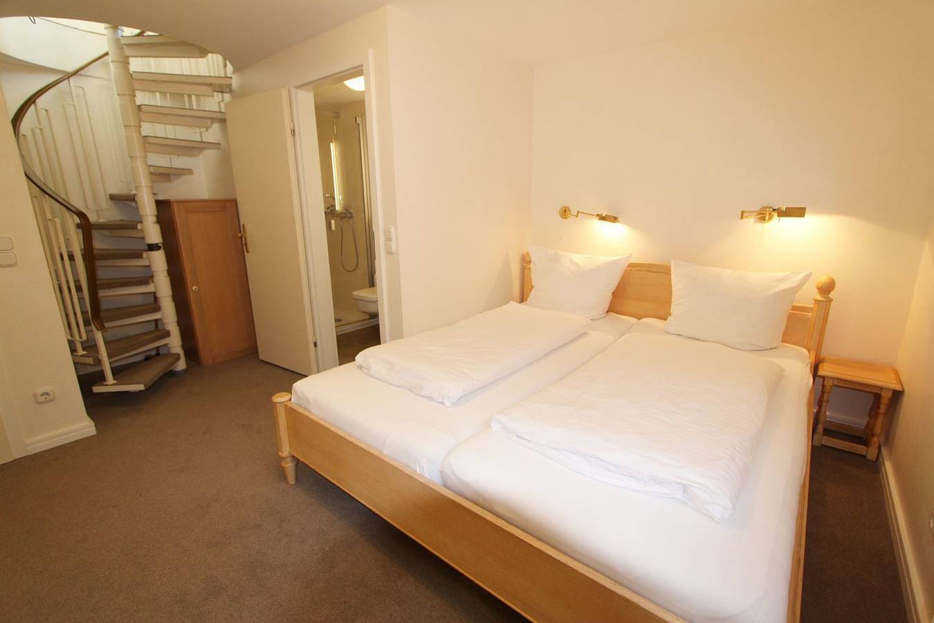 Ganze Wohnung, Helle Ferienwohnung in zentraler Lage im schönen Wenningstedt. in Wenningstedt, Sylt