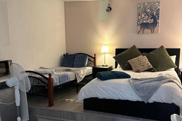 Holiday Apartment for 3 People in Ealing, London, Photo 1