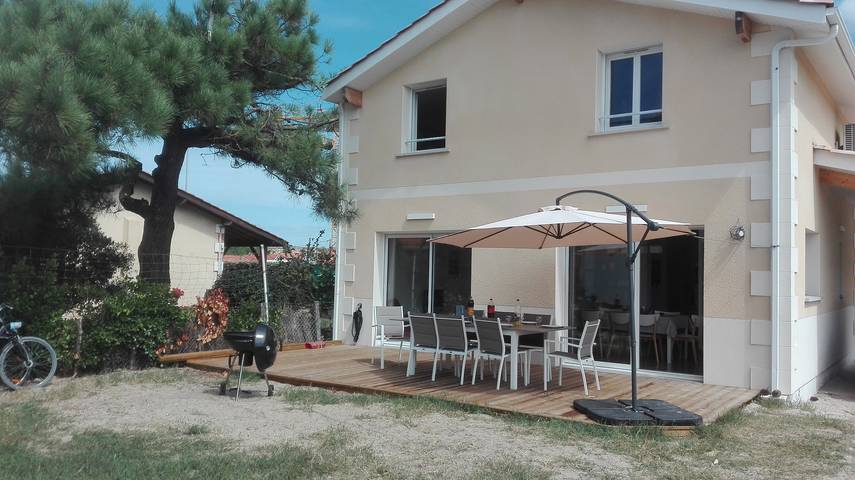 Villa voor 8 personen, met Terras en Tuin in Lacanau Ocean