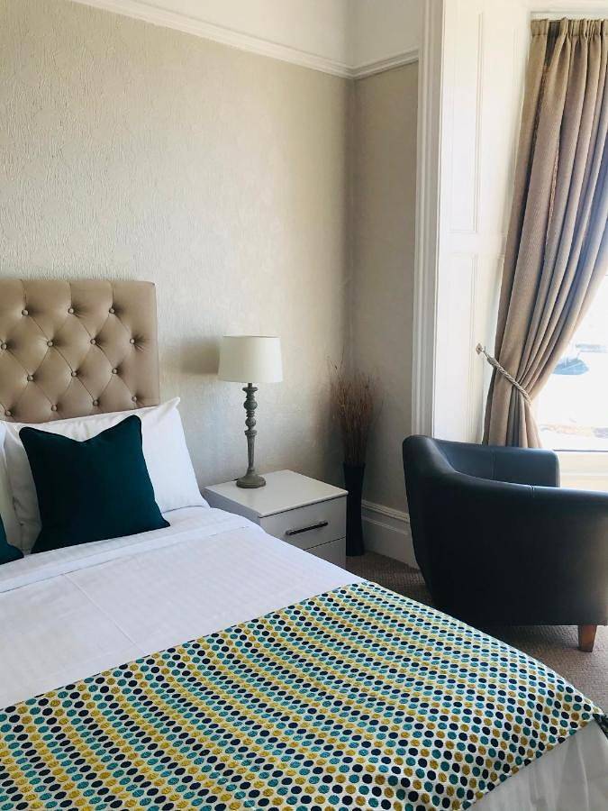 Deluxe Double Room with Sea View in Barmouth, Snowdonia