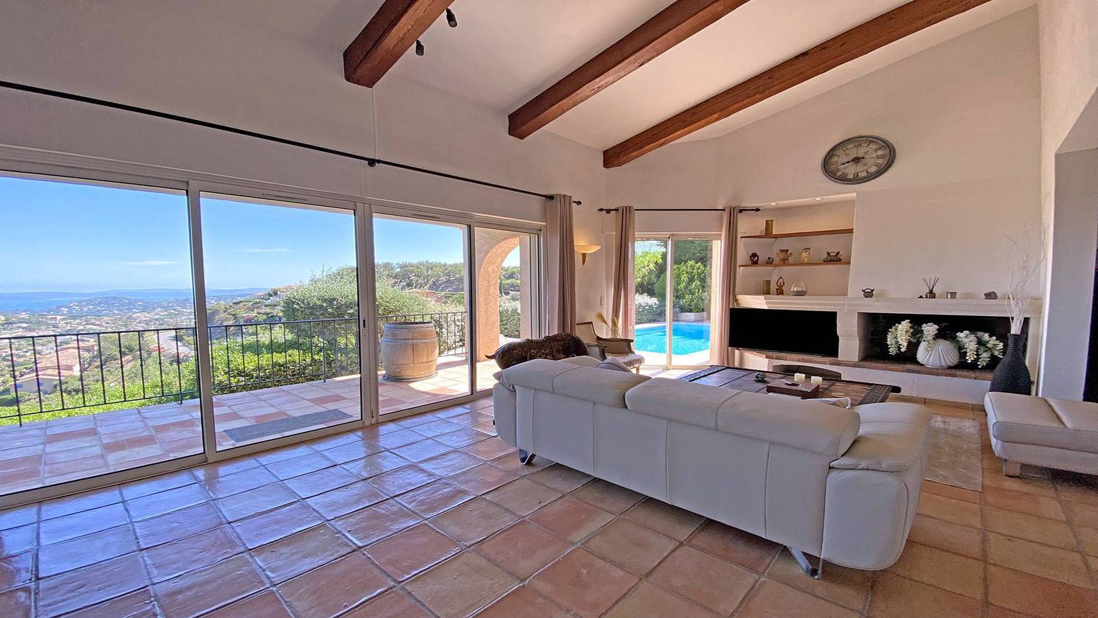 Appartement de vacances entier, Villa 8 personnes - Piscine privée - Vue mer - Wifi - Climatisation - Sainte Maxime in Sainte-Maxime, Côte méditerranéenne (France)