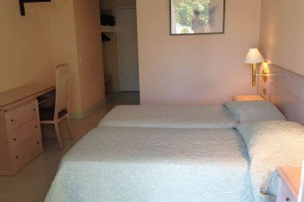 Ganze Wohnung, Appartement T1 N°4 Avec Piscine in Souillac, Lot