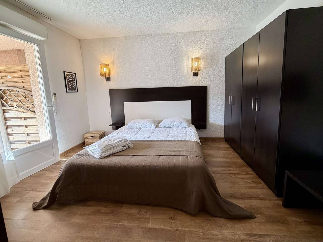 Apartamento entero, Estudio climatizado con piscina y aparcamiento en Saint-Florent in Saint-Florent, Region de Calvi