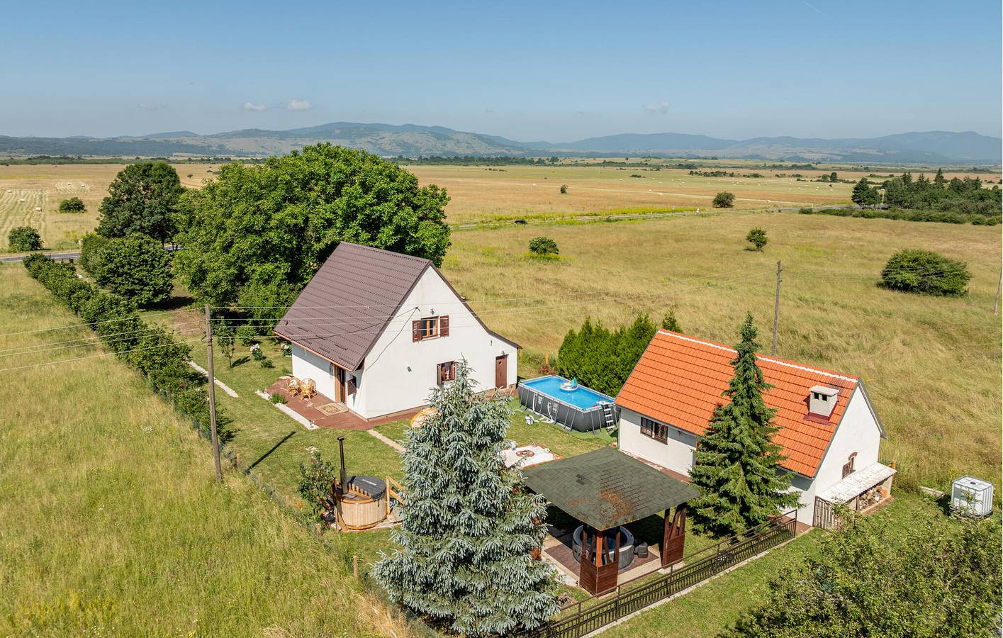 Ferienhaus für 8 Personen mit Garten in Lika-Senj