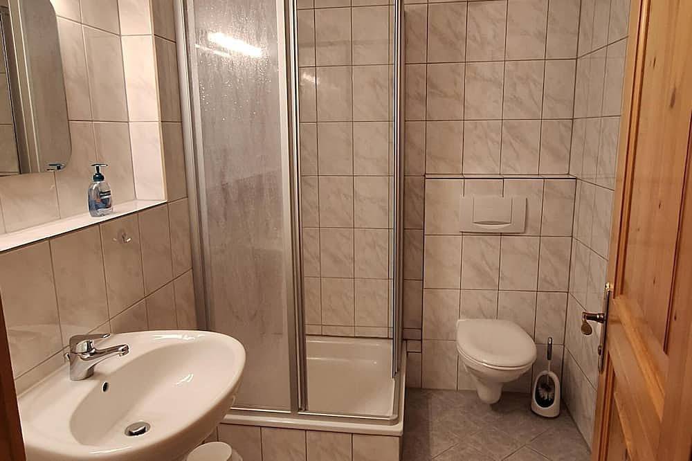 Ganze Wohnung, Ferienwohnung 2 für 2-3 Personen, 45 qm, mit Balkon in Bernau am Chiemsee, Chiemsee