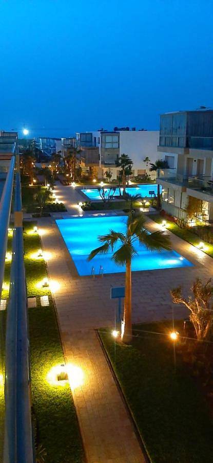 Apartamento de vacaciones para 5 personas, con piscina además de balcón y vistas - 1