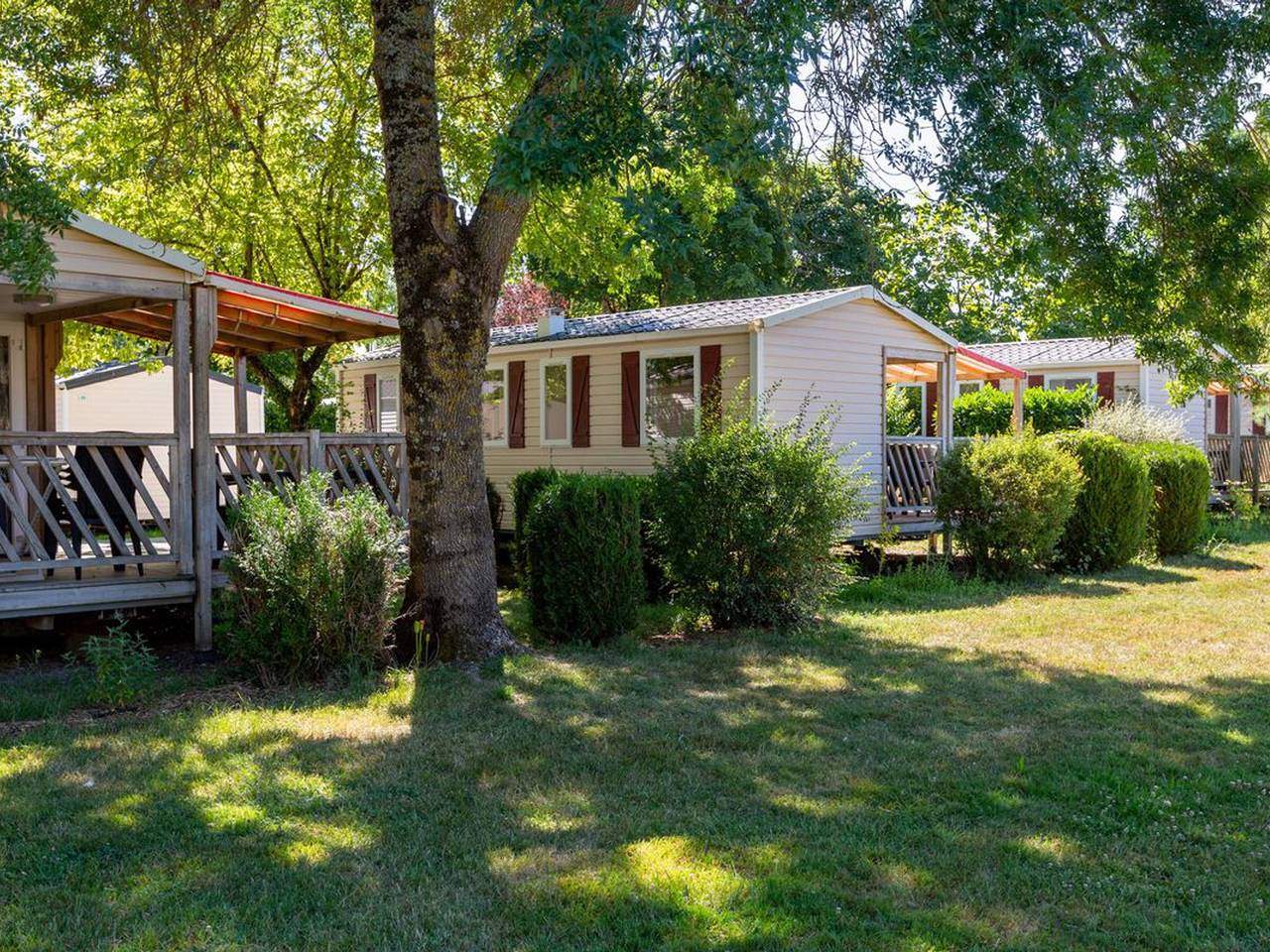 Mobil-home avec terrasse à Luynes in Luynes, Région de Tours