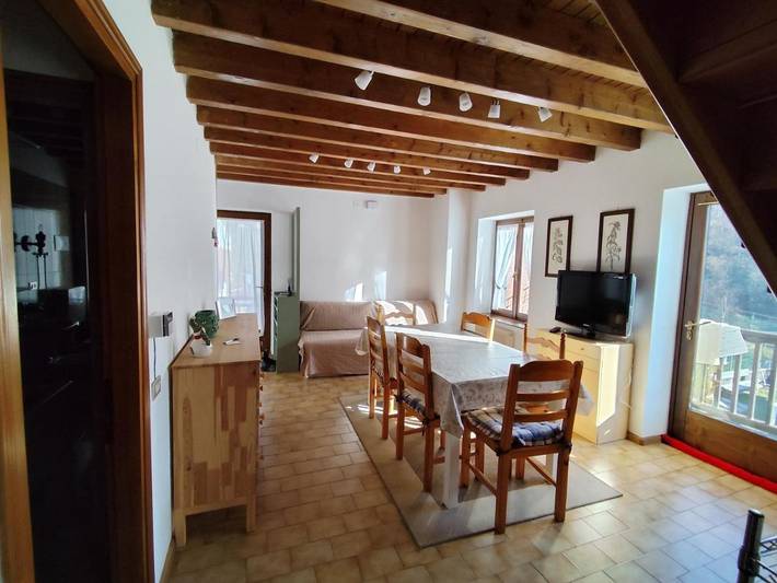 Gîte pour 6 personnes, avec jardin ainsi que terrasse et vue, animaux acceptés à Canal San Bovo - 3