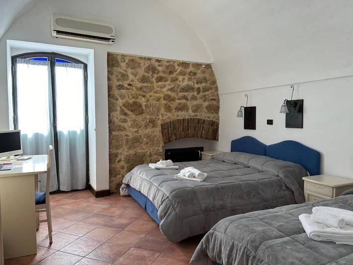 B&b per 3 persone, con Terrazza a Caltanissetta