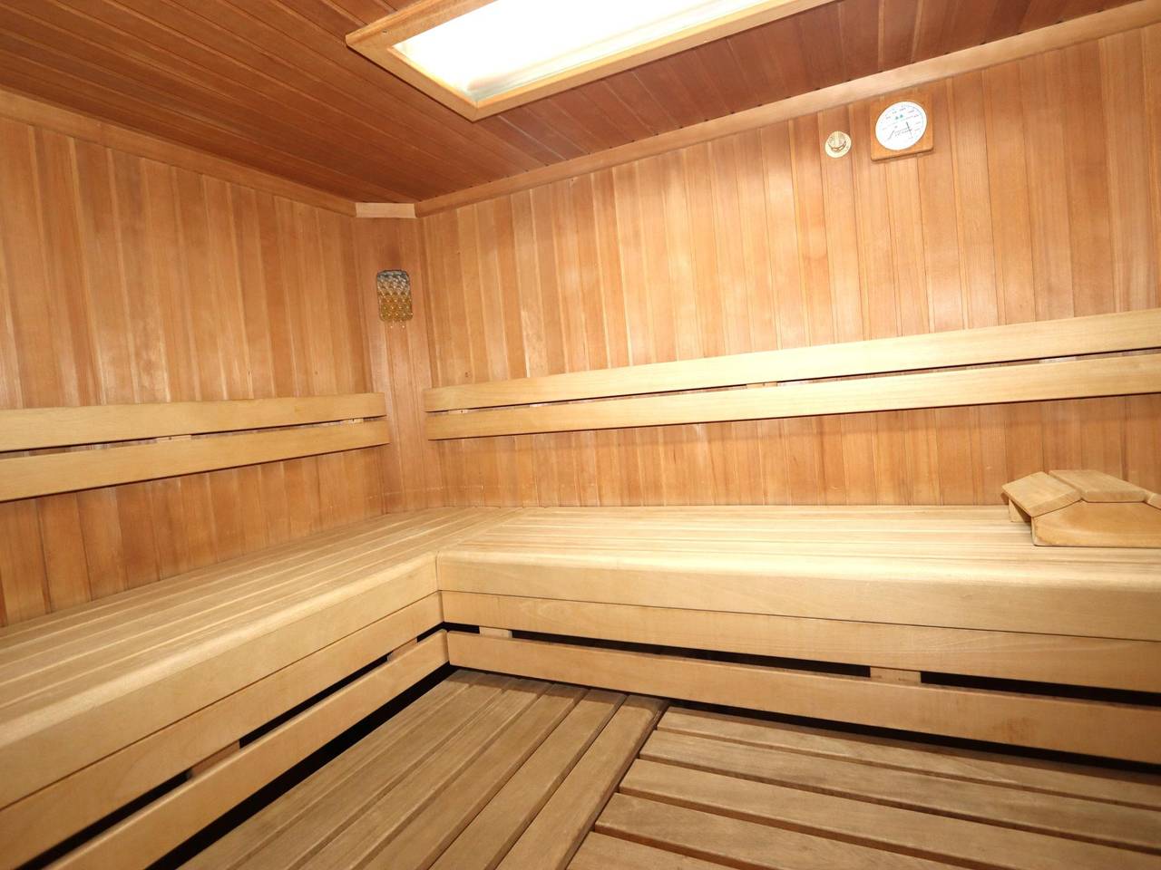 Ganze Wohnung, Nette Ferienwohnung nahe Skibus nach Sölden in Längenfeld, Ötztal