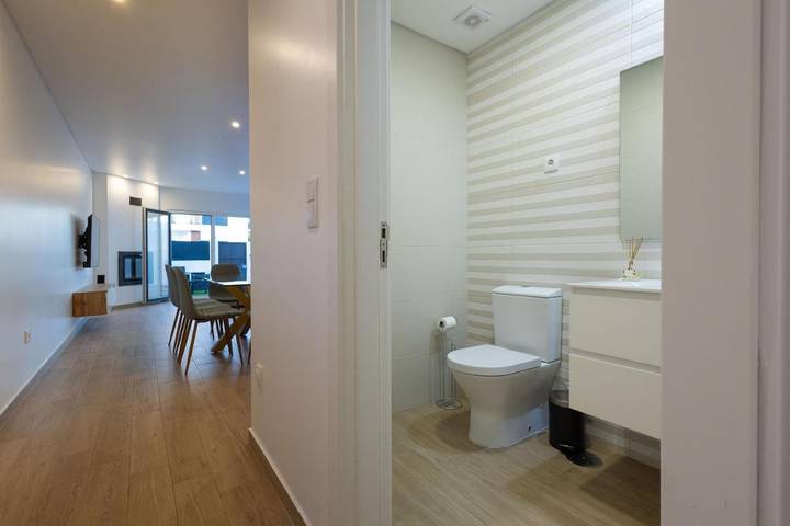 Location de vacances pour 10 personnes, avec jardin ainsi que piscine et vue dans Fernão Ferro - 4
