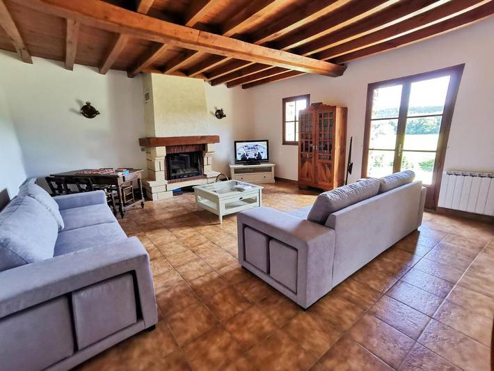 Location de vacances pour 10 personnes, avec vue et jardin, animaux acceptés à Mont-Saint-Jean - 4