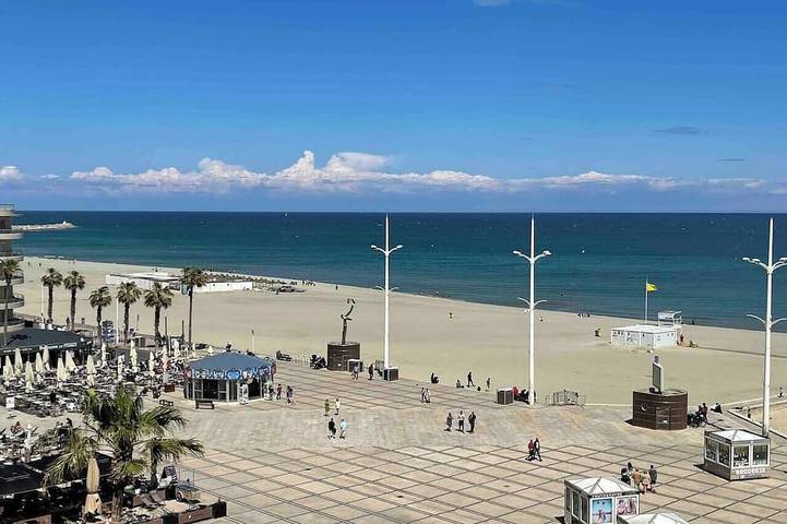 Gîte pour 4 personnes, avec balcon dans Casino Du Canet En Rousillon