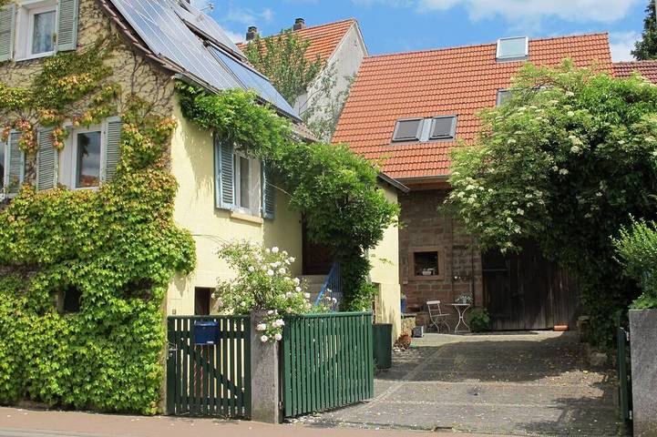 Ferienwohnung für 2 Personen, mit Garten und Terrasse in Bessenbach