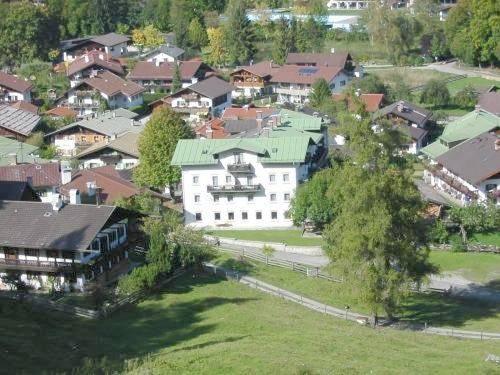Hotel Garni Post in Grainau, Eibsee