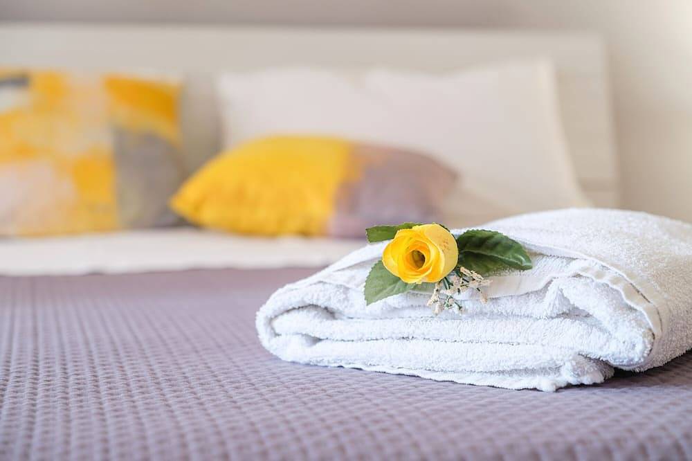 Apartamento entero, Apartamento 'Messina' con balcón, Wi-Fi y aire acondicionado in Minissale, Mesina