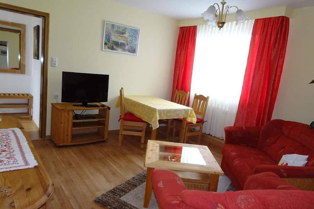 Ganze Wohnung, Haus Holzheimer mit Blick auf die Rhön in Bad Kissingen, Rhön-Bayern