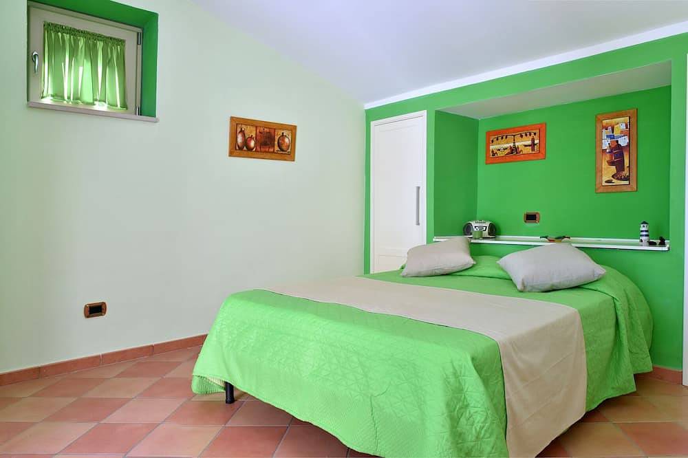 Hel leilighet, Mareluna Hjem (mellom havet og stjernene ....) in Nerano, Provinsen Napoli