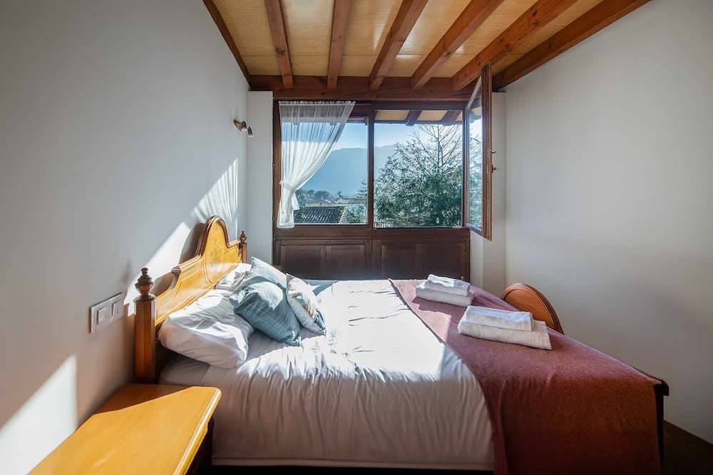 Casa la Encina de Pancar in Pancar (Asturias), Llanes