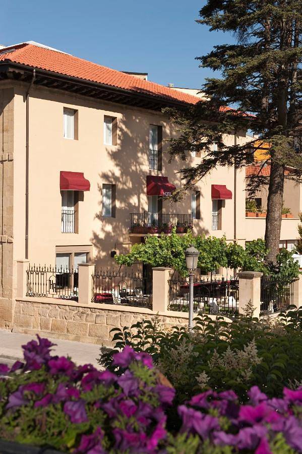 Apartamento para 4 personas, con vistas y jardín en Haro