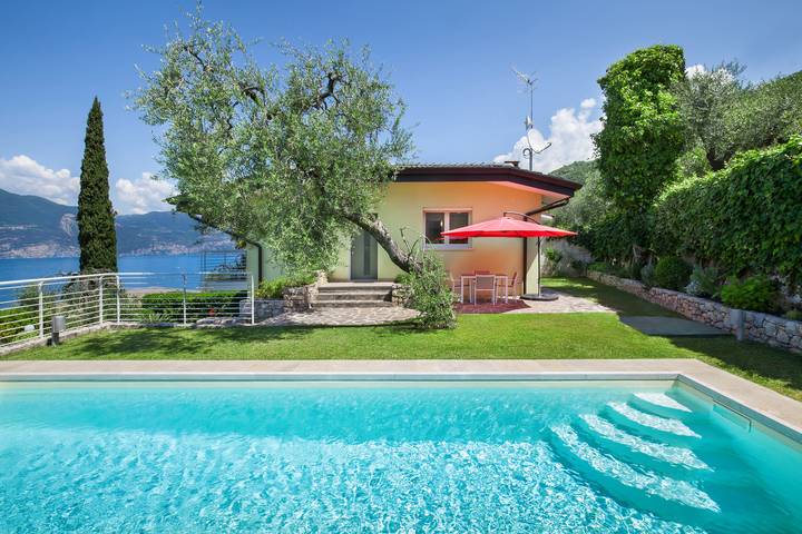 Villa mit pool für 5 Personen in Torri del Benaco