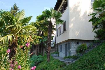 Ferienhaus für 6 Personen, mit Garten und Pool in Lugano