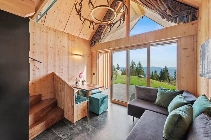 Location de vacances pour 6 personnes, avec jacuzzi ainsi que sauna et balcon à Abisko - 2