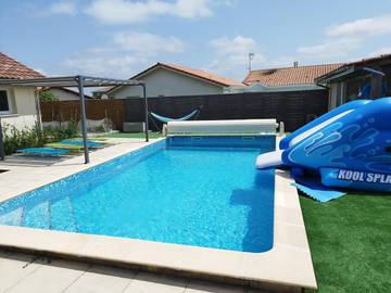 Gîte pour 5 personnes, avec piscine et terrasse à Rion-des-Landes