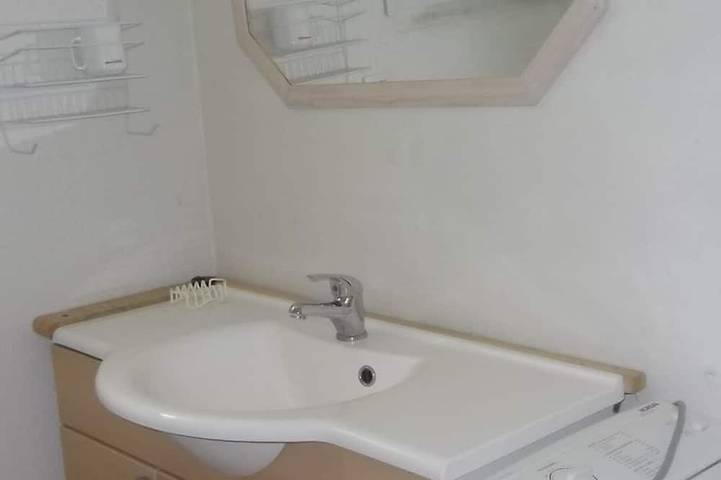 Gîte pour 2 personnes, avec jardin à Plogonnec - 4