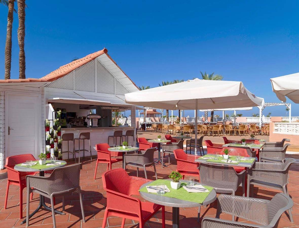 Appart’hôtel pour 10 personnes avec terrasse in Playa de Fañabé, Adeje