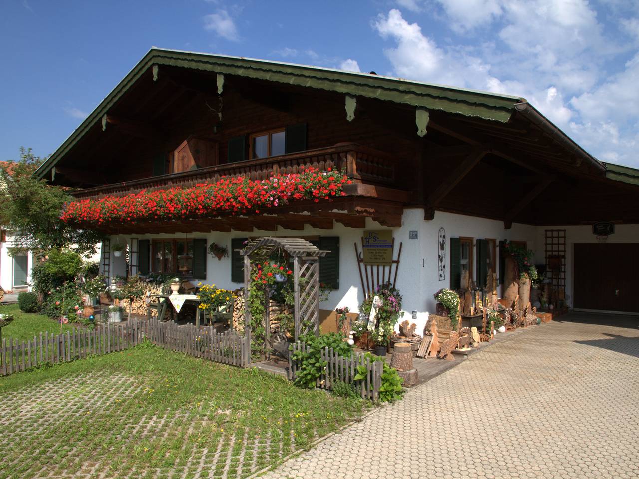 Gästehaus Barbara Schwaiger - Chiemgau Karte - Ferienwohnung für 2 Personen mit Balkon, Küchenzeile, 29 qm in Inzell, Bayerische Alpen