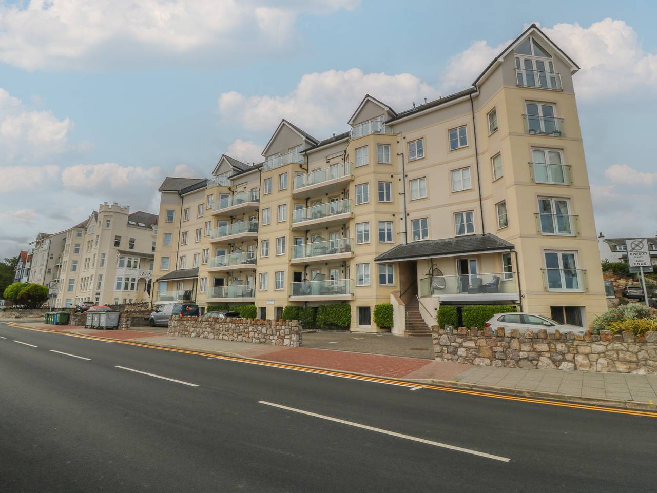 Entire apartment, Beach View Apartment in Colwyn Bay, Conwy region