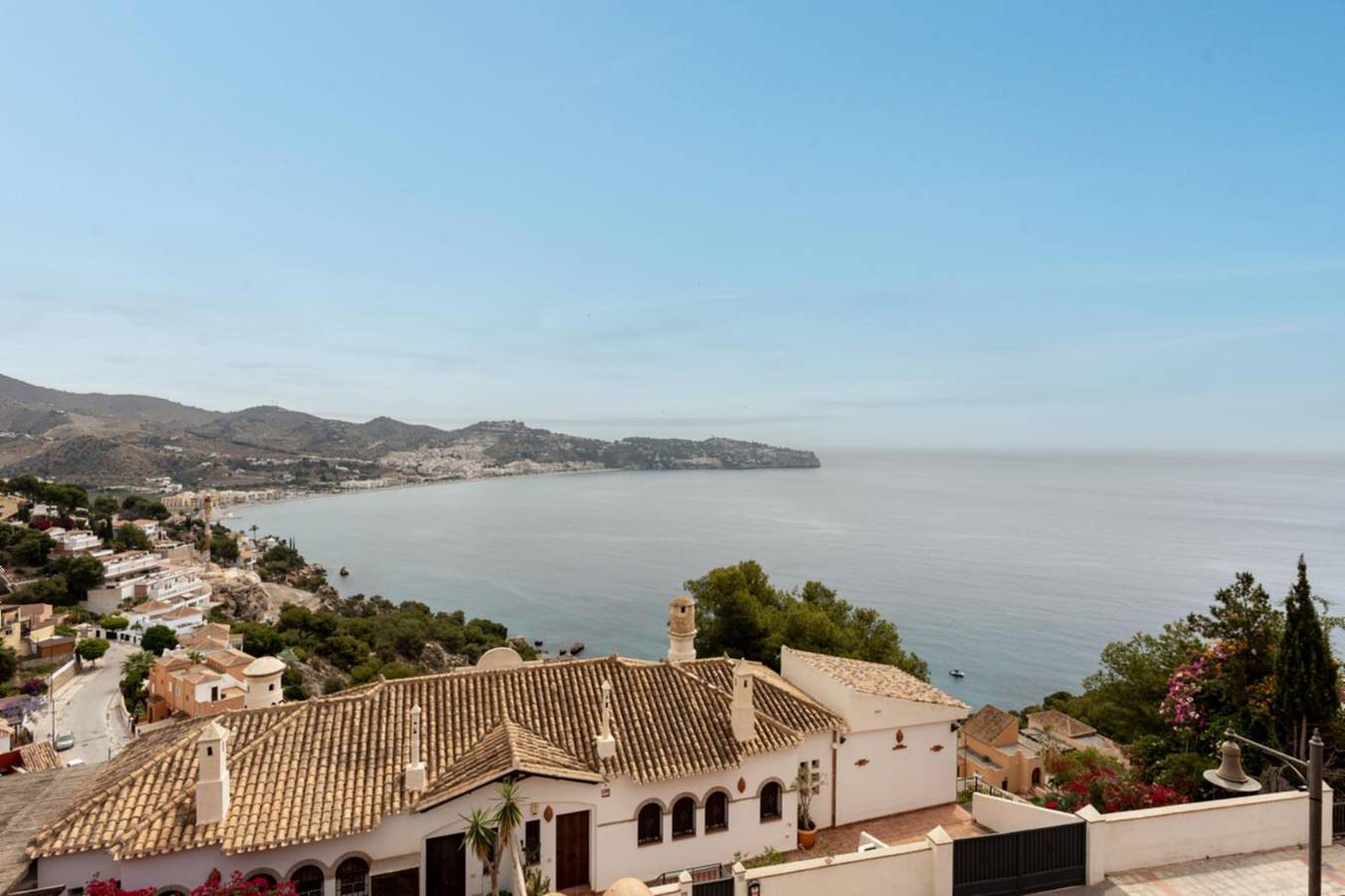 Ganze Wohnung, Ferienwohnung für 4 Personen mit Balkon/Terrasse in Cerro Gordo, Almuñecar