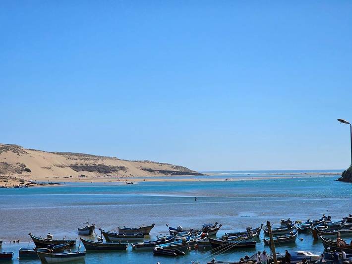 Gîte pour 6 personnes, avec vue ainsi que terrasse et jardin, animaux acceptés à Moulay Bousselham - 2