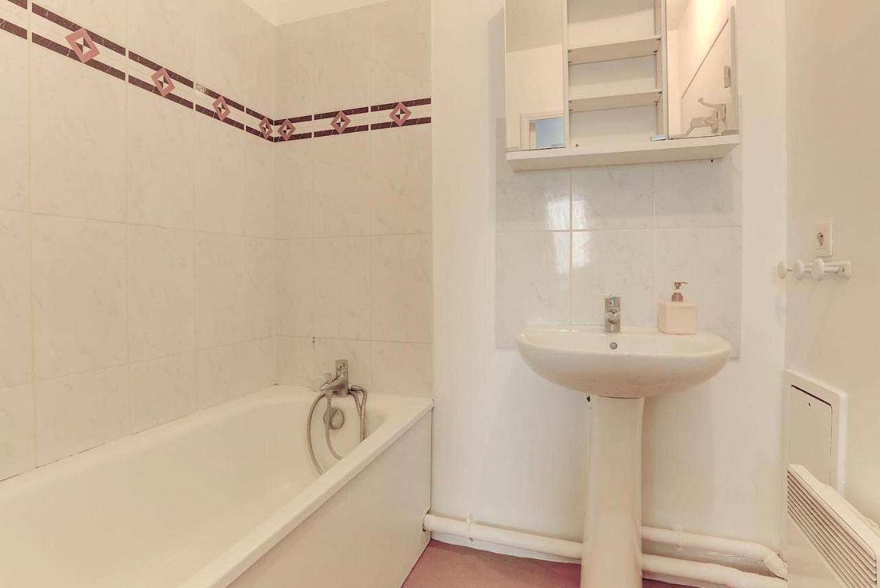 Appartement entier, L'Abri Douillet - Mantes la jolie in Mantes-la-Jolie, Yvelines