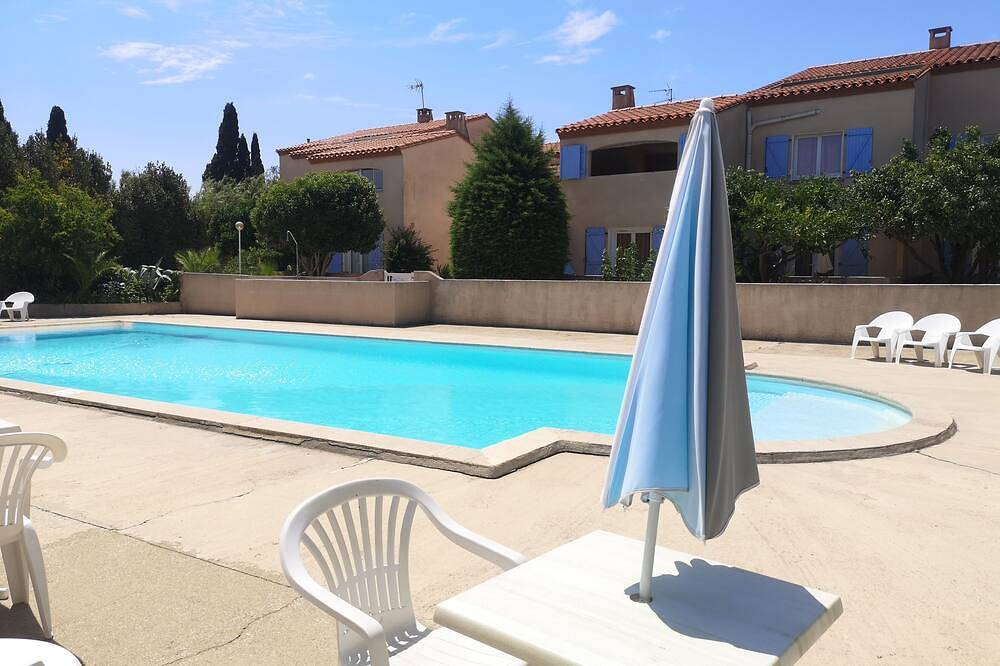 Apartamento entero, Joli Studio Pour 4 Dans une Residence au Calme Avec Grande Piscine in Claira, Côte d'Améthyste