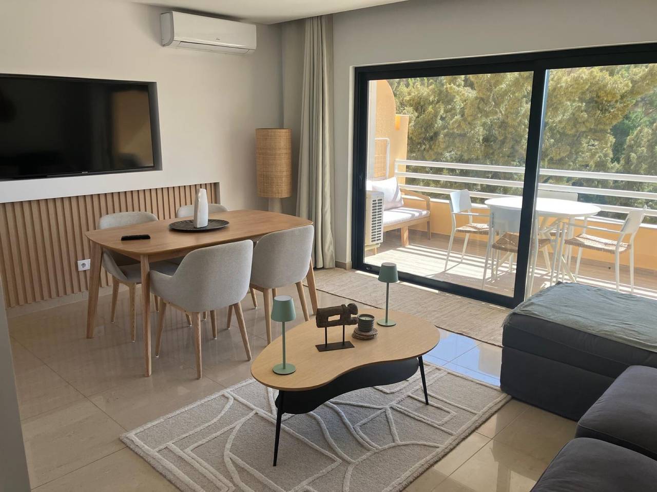 Appartement entier, Appartement « Marina Mar » avec piscine partagée, Wi-Fi et climatisation in Vilamoura, Quarteira