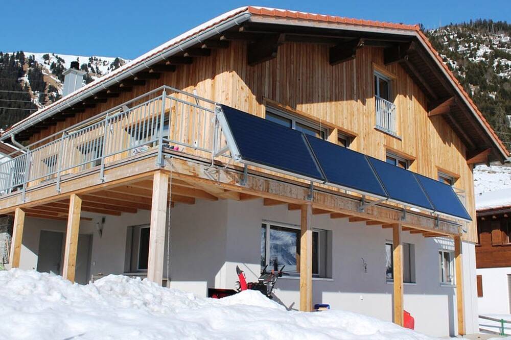 Ganze Wohnung, Tgèsa Pazzola Huonder-Monn in Sedrun, Tujetsch