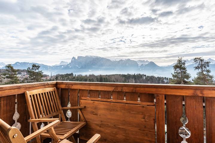Ferienwohnung für 5 Personen, mit Balkon und Garten in Ritten